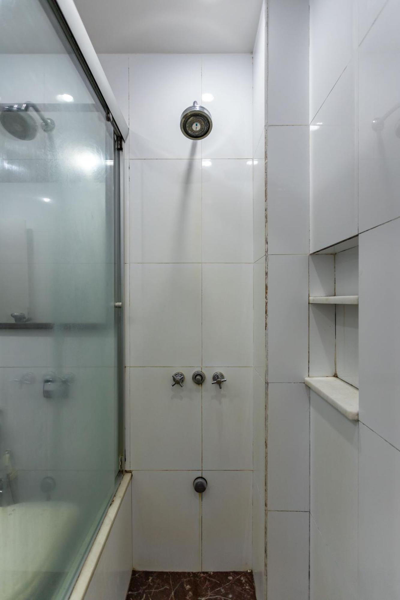 Super Duplex Em Copacabana - Tranquilidade Ao Lado Do Metro *