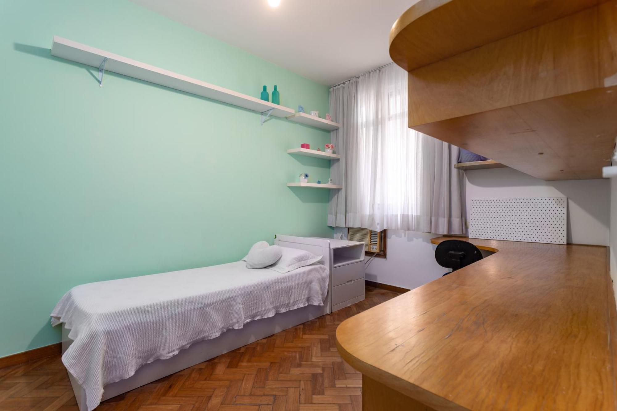 Apartamento Super Duplex Em Copacabana - Tranquilidade Ao Lado Do Metro *