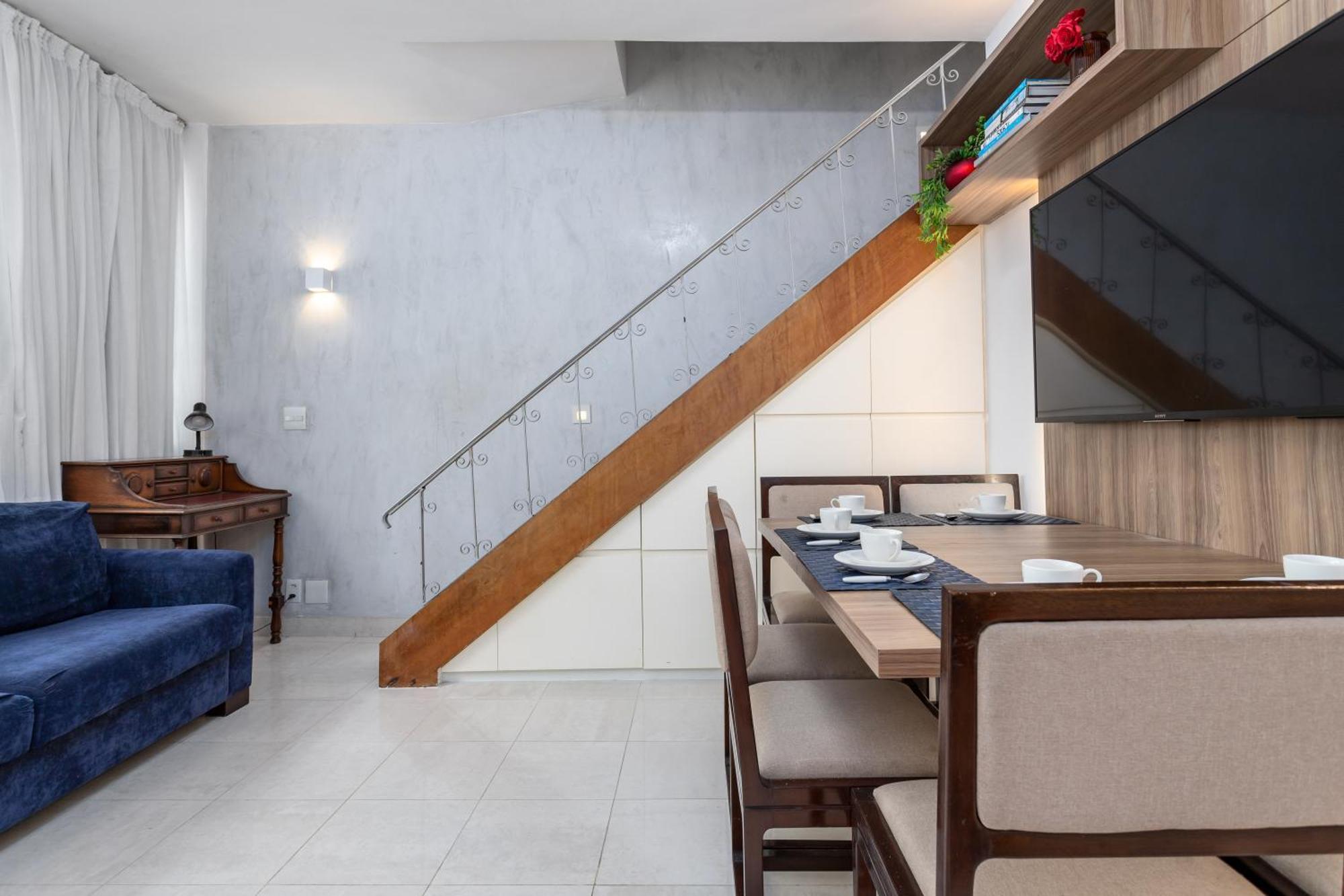 Super Duplex Em Copacabana - Tranquilidade Ao Lado Do Metro Apartamento